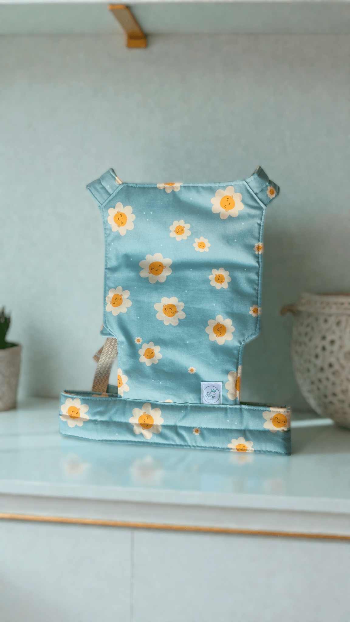Mochila Portamuñecas – Estampado Margaritas